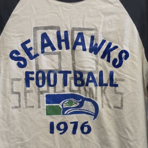 Seattle Seahawks Junk Food Graphic Raglan Shirt size Large 100% cotton - Picture 4 of 5